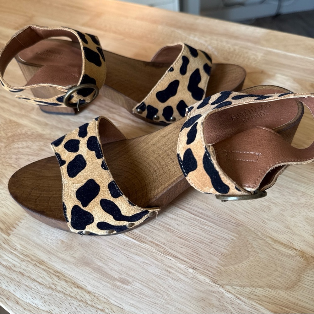 Urban Outfitters Alana Wood Leopard Print Women’s Sandals Size 7.5/8 (EU 38) - Picture 3 of 11